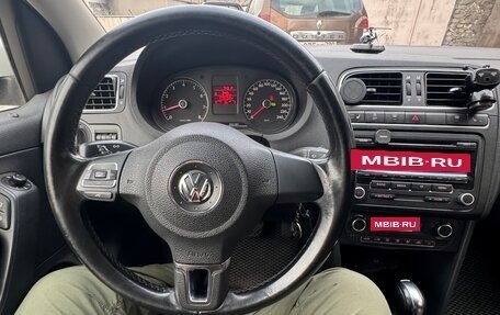 Volkswagen Polo VI (EU Market), 2010 год, 560 000 рублей, 3 фотография