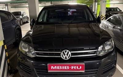 Volkswagen Touareg III, 2011 год, 2 200 000 рублей, 1 фотография