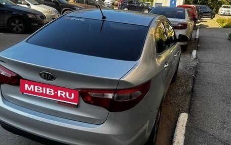 KIA Rio III рестайлинг, 2011 год, 650 000 рублей, 2 фотография