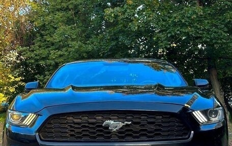 Ford Mustang VI рестайлинг, 2015 год, 2 300 000 рублей, 21 фотография