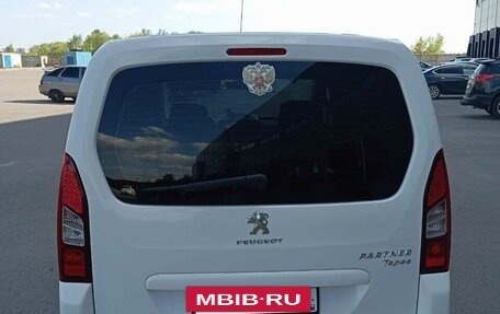 Peugeot Partner II рестайлинг 2, 2012 год, 725 000 рублей, 4 фотография