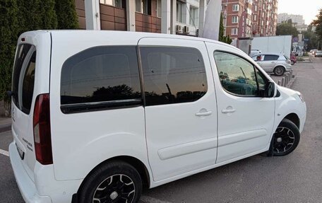 Peugeot Partner II рестайлинг 2, 2012 год, 725 000 рублей, 18 фотография