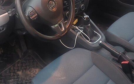 Volkswagen Jetta VI, 2013 год, 980 000 рублей, 4 фотография