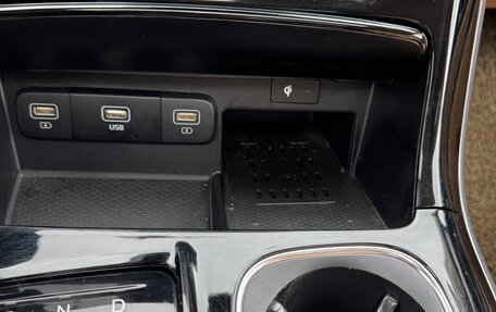 KIA Carnival, 2021 год, 4 300 000 рублей, 19 фотография