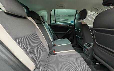 Volkswagen Tiguan II, 2020 год, 2 437 000 рублей, 14 фотография