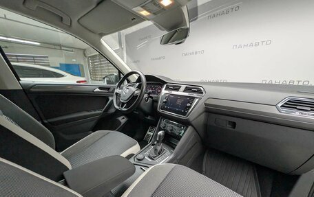Volkswagen Tiguan II, 2020 год, 2 437 000 рублей, 13 фотография