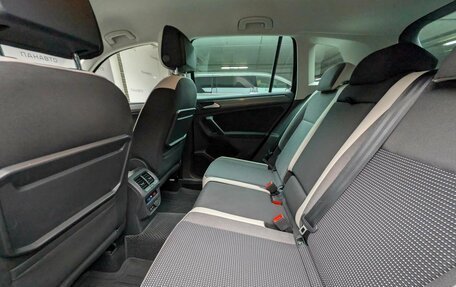 Volkswagen Tiguan II, 2020 год, 2 437 000 рублей, 11 фотография