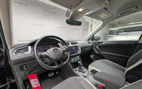 Volkswagen Tiguan II, 2020 год, 2 437 000 рублей, 10 фотография