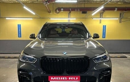 BMW X5, 2022 год, 10 600 000 рублей, 2 фотография