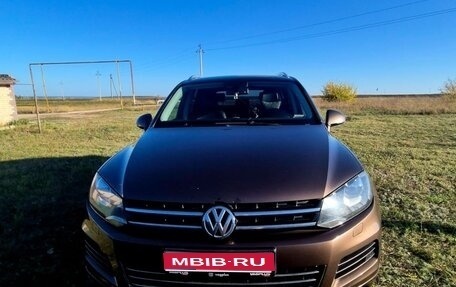 Volkswagen Touareg III, 2012 год, 1 850 000 рублей, 1 фотография