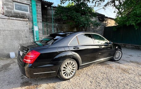 Mercedes-Benz S-Класс, 2011 год, 900 000 рублей, 4 фотография
