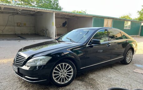 Mercedes-Benz S-Класс, 2011 год, 900 000 рублей, 7 фотография