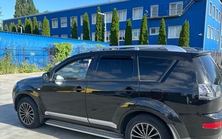 Mitsubishi Outlander III рестайлинг 3, 2007 год, 970 000 рублей, 2 фотография