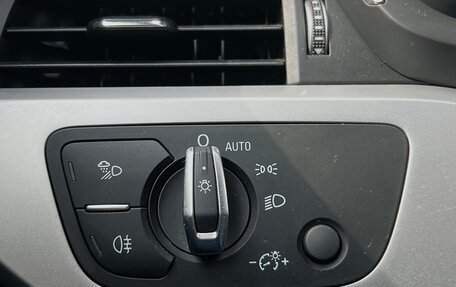 Audi A4, 2018 год, 3 200 000 рублей, 23 фотография