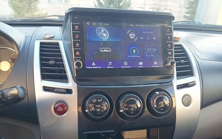 Mitsubishi Pajero Sport II рестайлинг, 2011 год, 1 750 000 рублей, 6 фотография