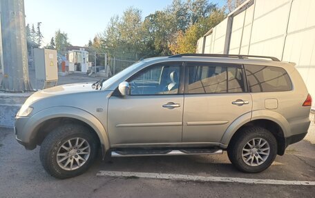 Mitsubishi Pajero Sport II рестайлинг, 2011 год, 1 750 000 рублей, 2 фотография