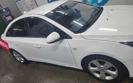 Chevrolet Cruze II, 2013 год, 850 000 рублей, 3 фотография