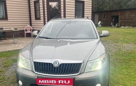 Skoda Octavia, 2012 год, 1 050 000 рублей, 2 фотография