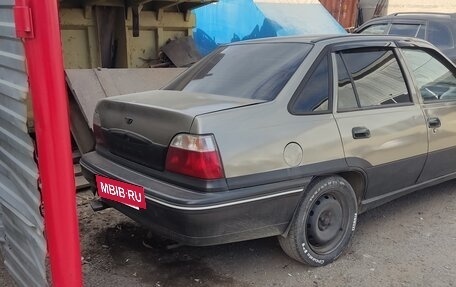 Daewoo Nexia I рестайлинг, 2004 год, 200 000 рублей, 5 фотография