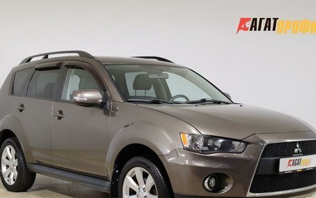 Mitsubishi Outlander III рестайлинг 3, 2011 год, 1 190 000 рублей, 3 фотография