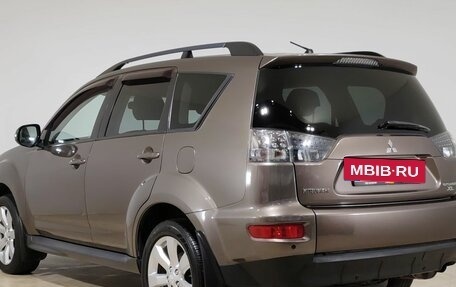 Mitsubishi Outlander III рестайлинг 3, 2011 год, 1 190 000 рублей, 7 фотография