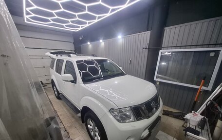 Nissan Pathfinder, 2012 год, 2 050 000 рублей, 1 фотография