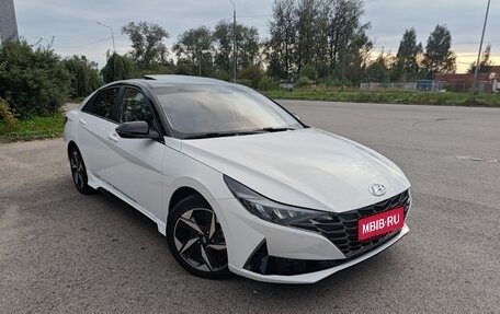 Hyundai Elantra, 2021 год, 1 650 000 рублей, 1 фотография