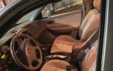 KIA Optima II, 2004 год, 260 000 рублей, 2 фотография