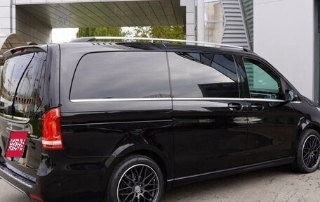 Mercedes-Benz V-Класс, 2018 год, 4 200 000 рублей, 4 фотография