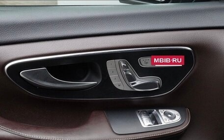 Mercedes-Benz V-Класс, 2018 год, 4 200 000 рублей, 23 фотография