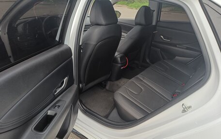 Hyundai Elantra, 2021 год, 1 650 000 рублей, 11 фотография