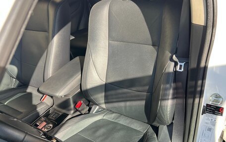 Mitsubishi Outlander III рестайлинг 3, 2017 год, 2 400 000 рублей, 21 фотография