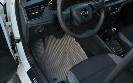 Skoda Rapid II, 2021 год, 1 150 000 рублей, 15 фотография