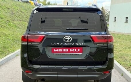 Toyota Land Cruiser, 2022 год, 10 850 000 рублей, 6 фотография