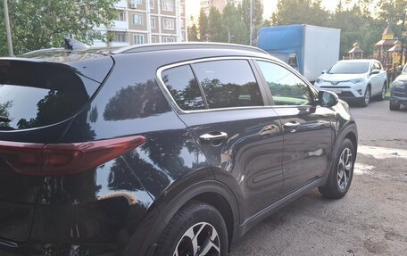 KIA Sportage IV рестайлинг, 2019 год, 2 600 000 рублей, 2 фотография