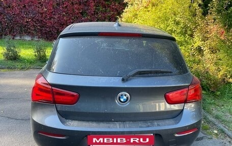 BMW 1 серия, 2018 год, 1 800 000 рублей, 5 фотография