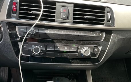 BMW 1 серия, 2018 год, 1 800 000 рублей, 10 фотография