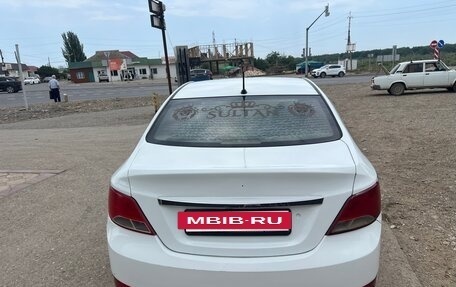 Hyundai Solaris II рестайлинг, 2016 год, 715 000 рублей, 4 фотография