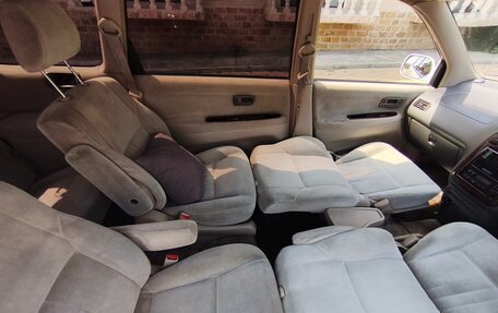 Toyota Gaia, 2000 год, 460 000 рублей, 20 фотография