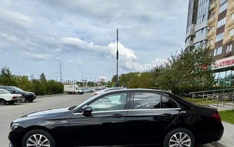 Mercedes-Benz E-Класс, 2019 год, 3 000 000 рублей, 8 фотография