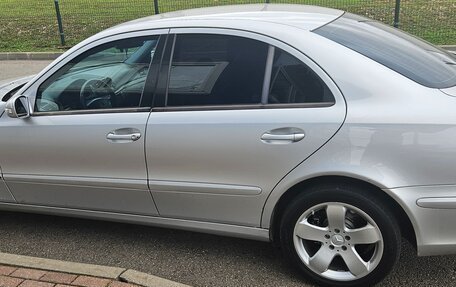 Mercedes-Benz E-Класс, 2004 год, 740 000 рублей, 7 фотография