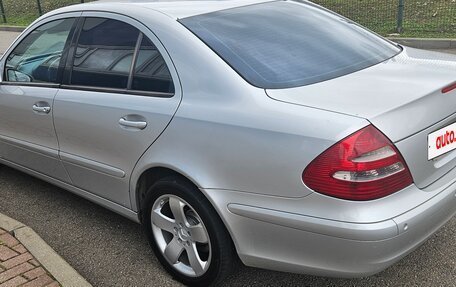 Mercedes-Benz E-Класс, 2004 год, 740 000 рублей, 6 фотография