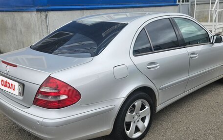 Mercedes-Benz E-Класс, 2004 год, 740 000 рублей, 4 фотография