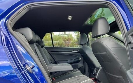Volkswagen Golf VIII, 2021 год, 1 600 000 рублей, 15 фотография