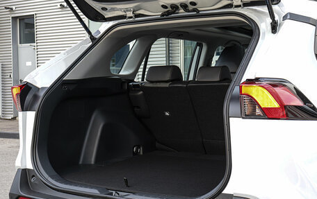 Toyota RAV4, 2024 год, 4 984 000 рублей, 10 фотография