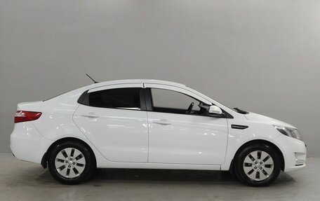 KIA Rio III рестайлинг, 2013 год, 840 000 рублей, 4 фотография