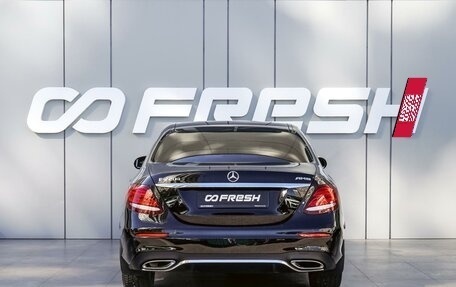 Mercedes-Benz E-Класс, 2020 год, 3 580 000 рублей, 4 фотография