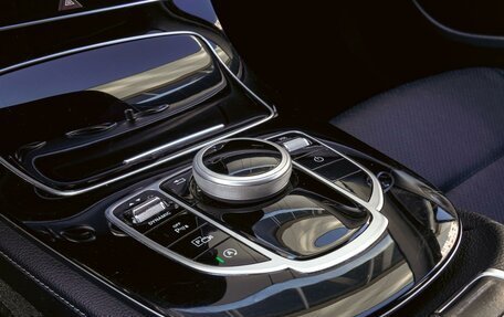 Mercedes-Benz E-Класс, 2020 год, 3 580 000 рублей, 15 фотография