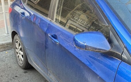 Hyundai Solaris II рестайлинг, 2012 год, 415 000 рублей, 1 фотография