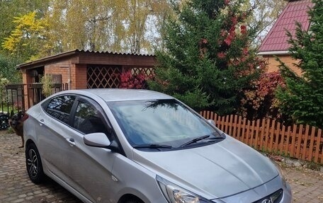 Hyundai Solaris II рестайлинг, 2012 год, 539 000 рублей, 8 фотография